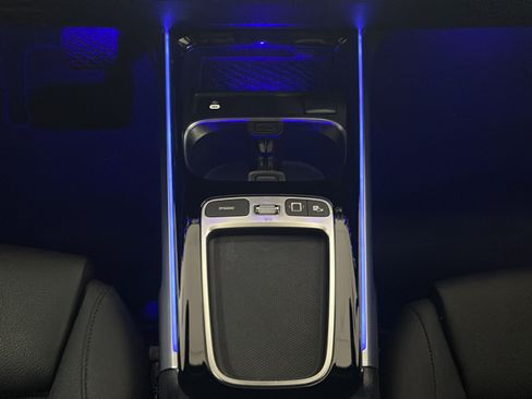 Certified 2025 Mercedes-Benz GLB 250 image 18