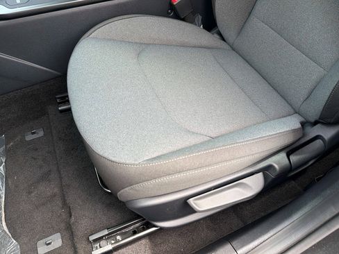 New 2026 Kia K4 FWD image 17
