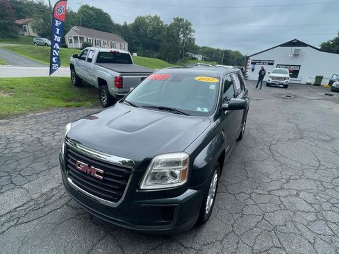 Used 2017 GMC Terrain SLE FWD image 15
