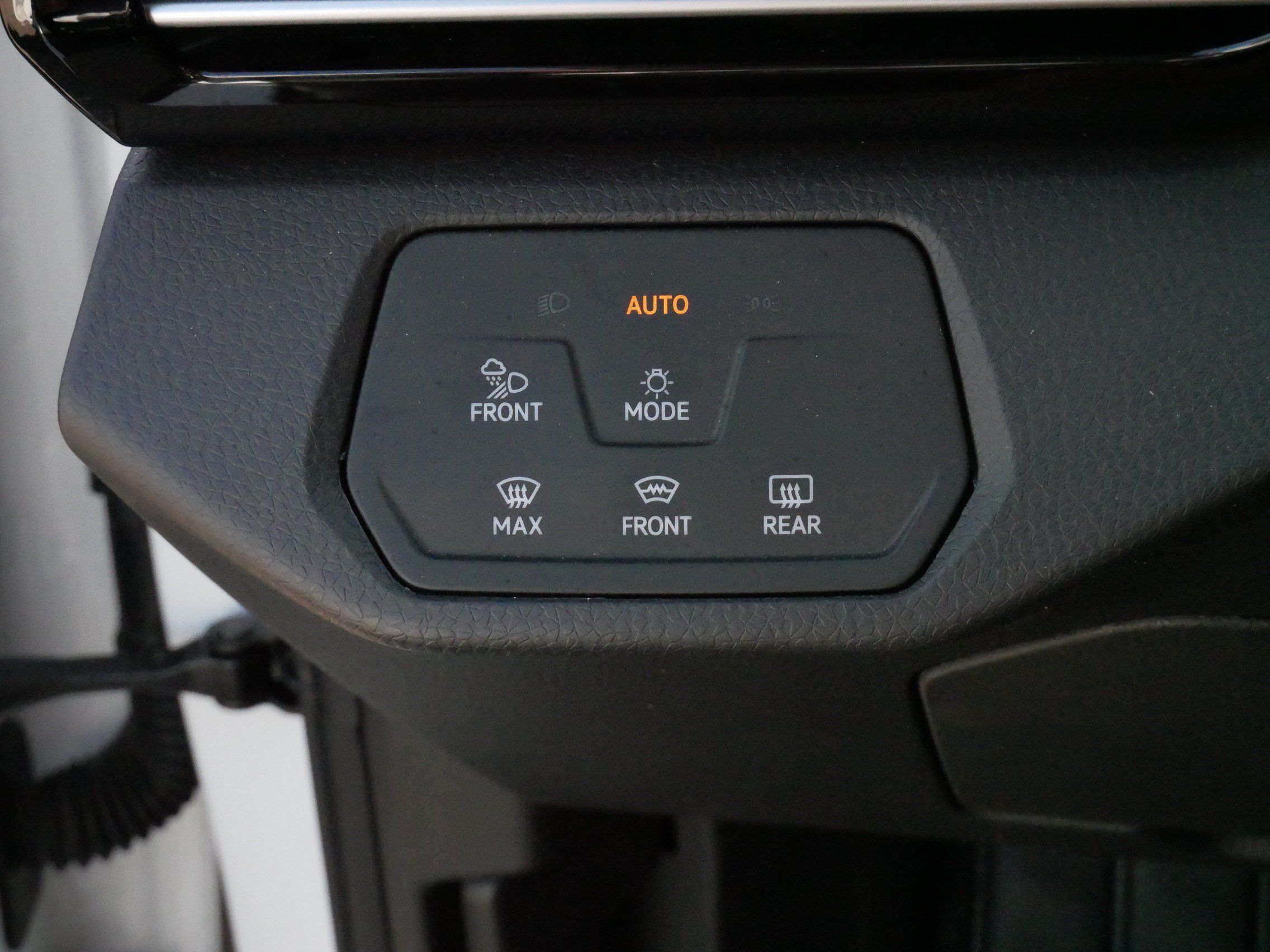 Used 2023 Volkswagen ID.4 Pro S AWD/4WD image 26