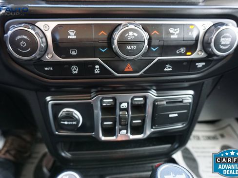 Used 2021 Jeep Wrangler Unlimited Sport AWD/4WD image 30