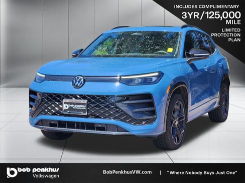 Used 2025 Volkswagen Tiguan SE R-Line AWD/4WD image 23