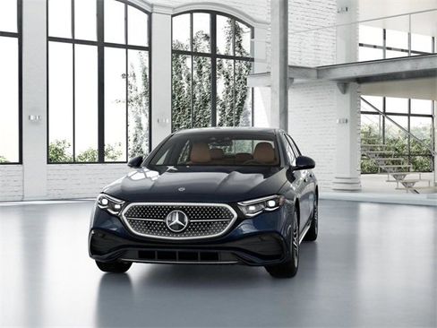 New 2026 Mercedes-Benz E 350 4MATIC Sedan image 42