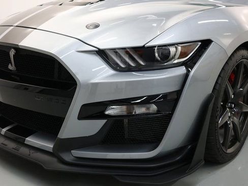 Used 2022 Ford Mustang Shelby GT500 w/ Carbon Fiber Track Pack RWD image 52