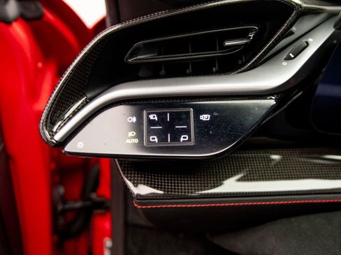 Used 2022 Ferrari SF90 Spider AWD/4WD image 37