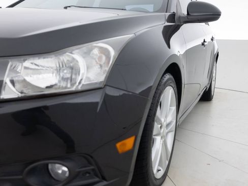 Used 2012 Chevrolet Cruze LTZ image 12