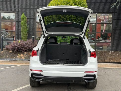Used 2022 Audi Q3 2.0T Premium Plus AWD/4WD image 17