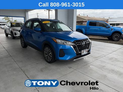 Used 2024 Nissan Kicks SV FWD image 3