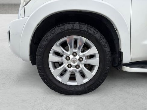 Used 2012 Toyota Sequoia Platinum image 23