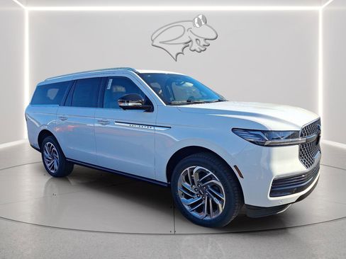 New 2025 Lincoln Navigator L Reserve image 5