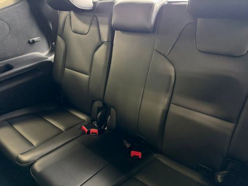 Used 2025 Kia Telluride S FWD image 25
