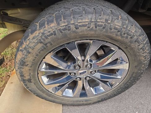 Used 2016 Ford F150 Lariat AWD/4WD image 5