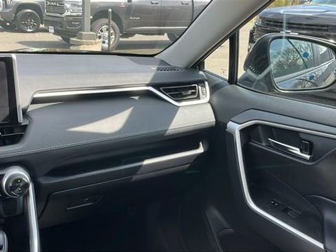 Used 2024 Toyota RAV4 XLE image 24