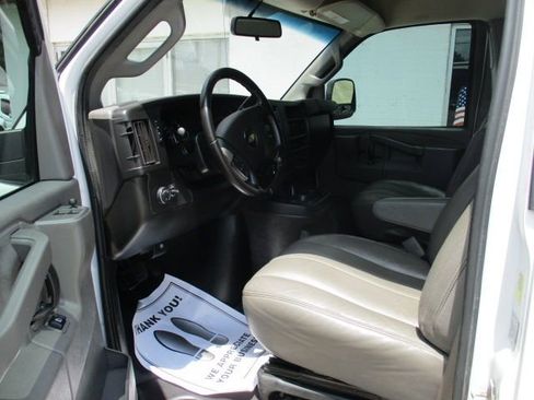 Used 2021 Chevrolet Express 2500 Extended w/ Driver Convenience Package RWD image 10
