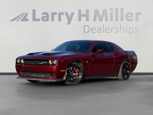 Used 2023 Dodge Challenger SRT Hellcat RWD image 1