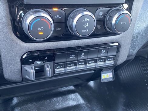 New 2023 RAM 3500 Tradesman w/ Safety Group image 22