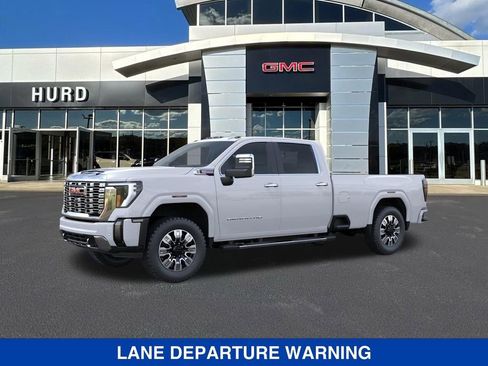 New 2026 GMC Sierra 2500 Denali w/ Denali Reserve Package AWD/4WD image 3
