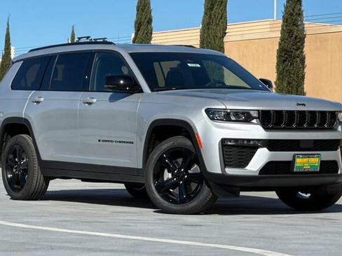 New 2026 Jeep Grand Cherokee L Limited image 2
