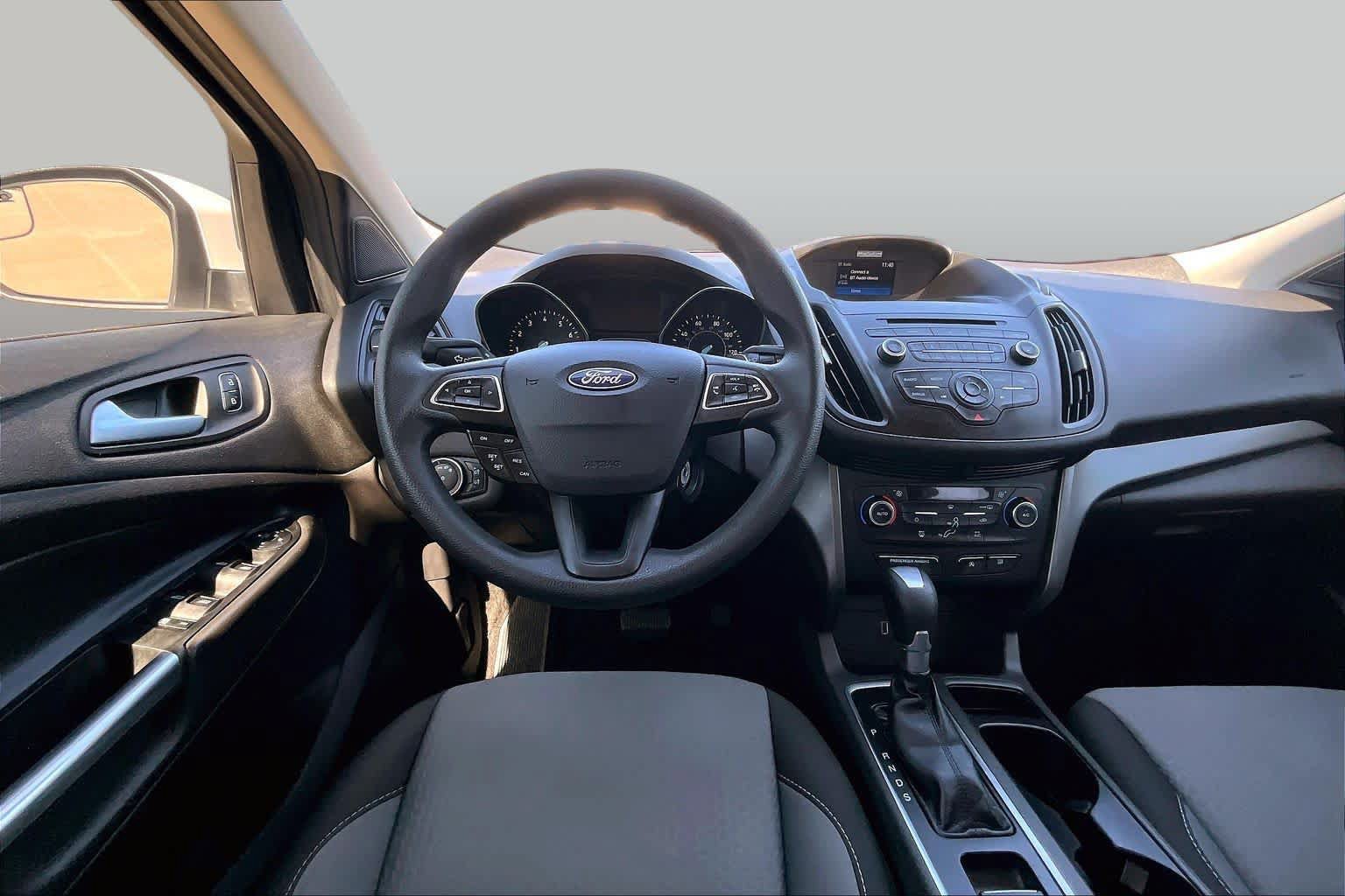 Used 2017 Ford Escape SE FWD image 6