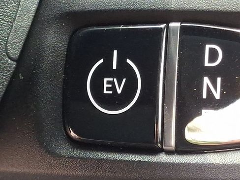 Used 2024 Kia EV9 GT-Line AWD/4WD image 24