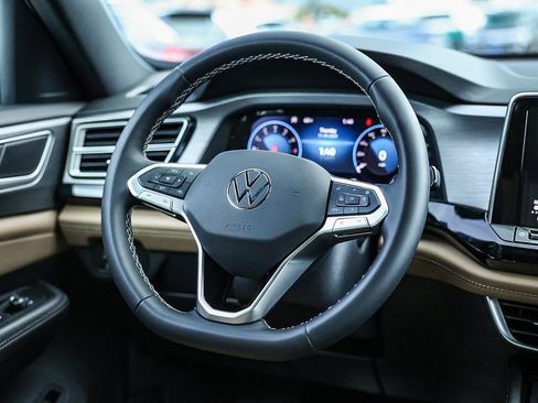 New 2026 Volkswagen Atlas Cross Sport SE image 30