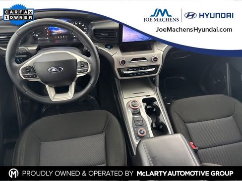 Used 2023 Ford Explorer XLT image 25