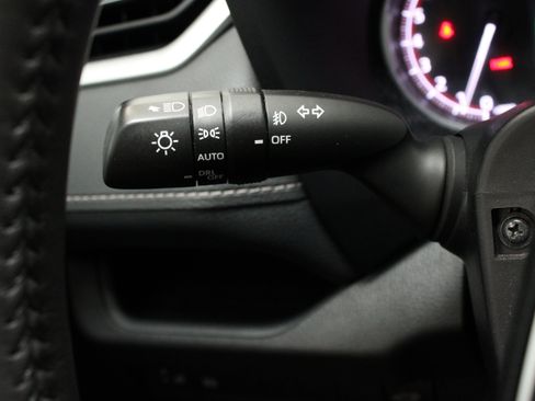 Used 2025 Toyota RAV4 XLE Premium FWD image 25