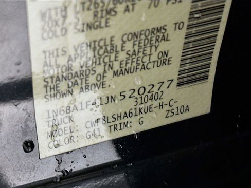 Used 2018 Nissan Titan SV w/ SV Convenience Package image 31