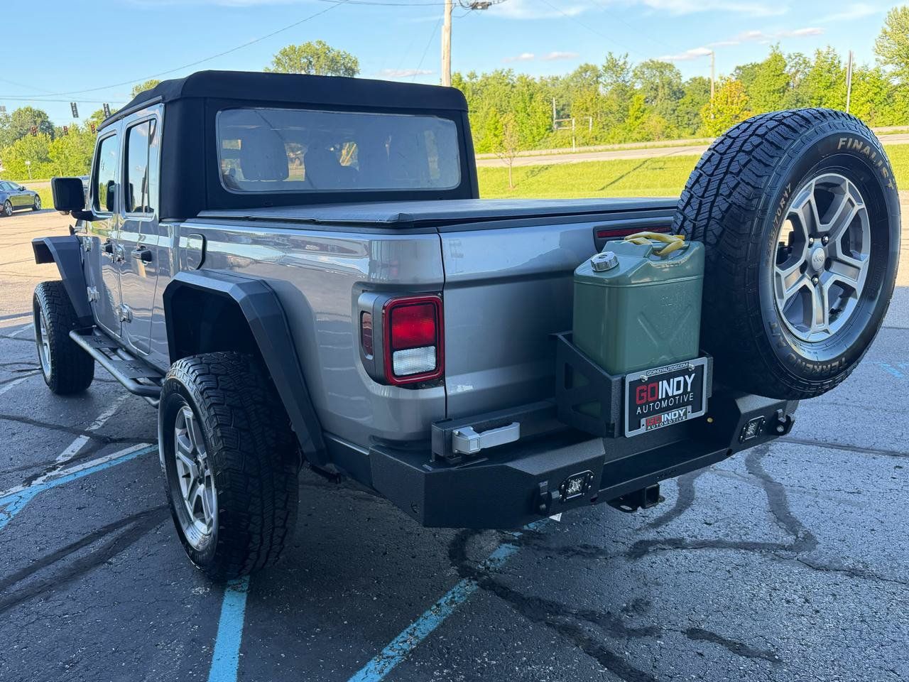 Used 2020 Jeep Gladiator Sport w/ Quick Order Package 24S AWD/4WD image 4