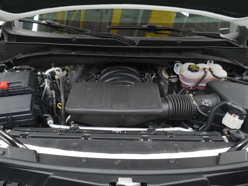 Used 2025 GMC Yukon XL Denali AWD/4WD image 37