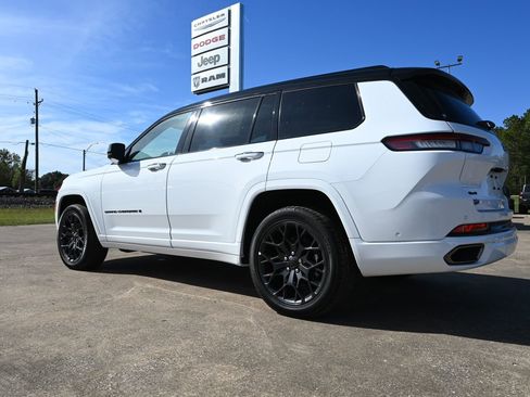 New 2025 Jeep Grand Cherokee L Summit w/ Obsidian Package image 3