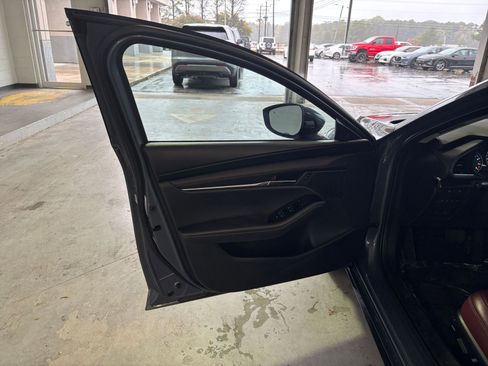 Used 2025 MAZDA MAZDA3 s image 20