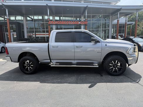 Used 2019 RAM 1500 Big Horn AWD/4WD image 40