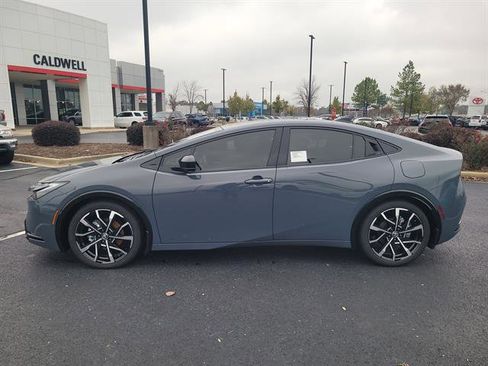 New 2026 Toyota Prius XSE image 8