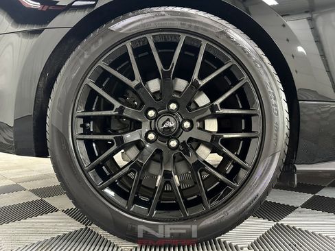 Used 2017 Ford Mustang GT w/ GT Performance Package image 18