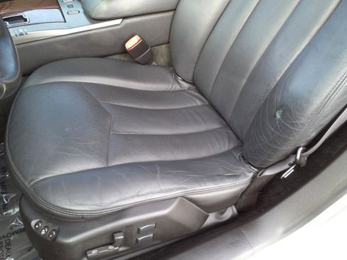 Used 2005 Cadillac XLR image 24