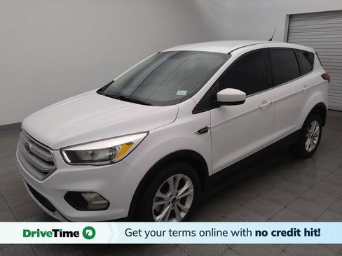 Used 2019 Ford Escape SE FWD image 1