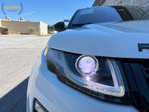 Used 2016 Land Rover Range Rover Evoque SE Premium image 15