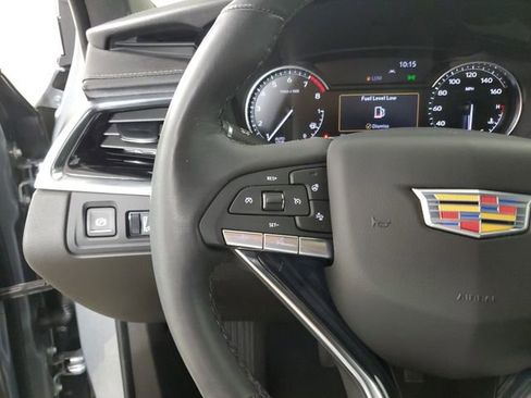 Used 2024 Cadillac XT6 Premium Luxury w/ LPO, Floor Liner Package AWD/4WD image 27