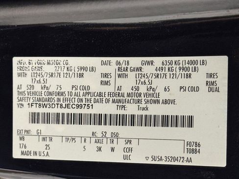 Used 2018 Ford F350 XLT w/ XLT Premium Package image 47