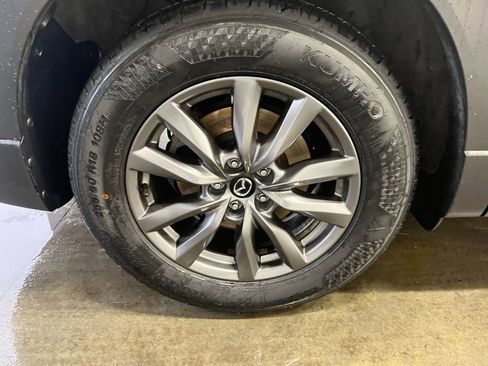 Used 2023 MAZDA CX-9 Touring image 29