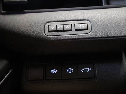 New 2026 Subaru Uncharted AWD image 17