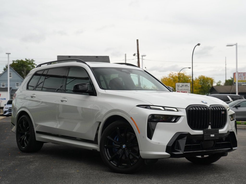 Used 2025 BMW X7 M60i w/ Executive Package AWD/4WD image 28
