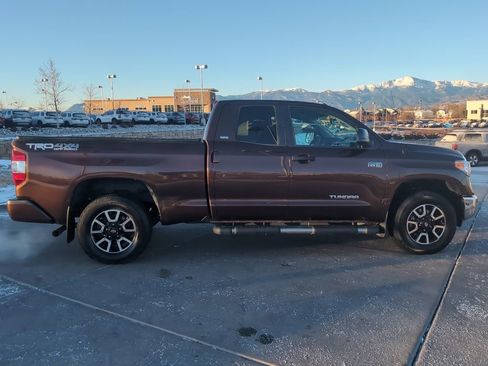 Used 2017 Toyota Tundra SR5 image 9