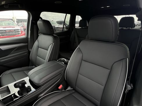 New 2026 Buick Enclave Preferred w/ Power Package image 22