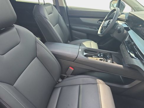 Certified 2025 Nissan Murano SL AWD/4WD image 10