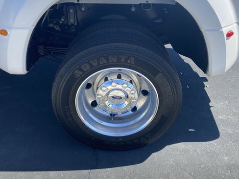 Used 2019 Ford F450 Platinum w/ Platinum Ultimate Package image 21