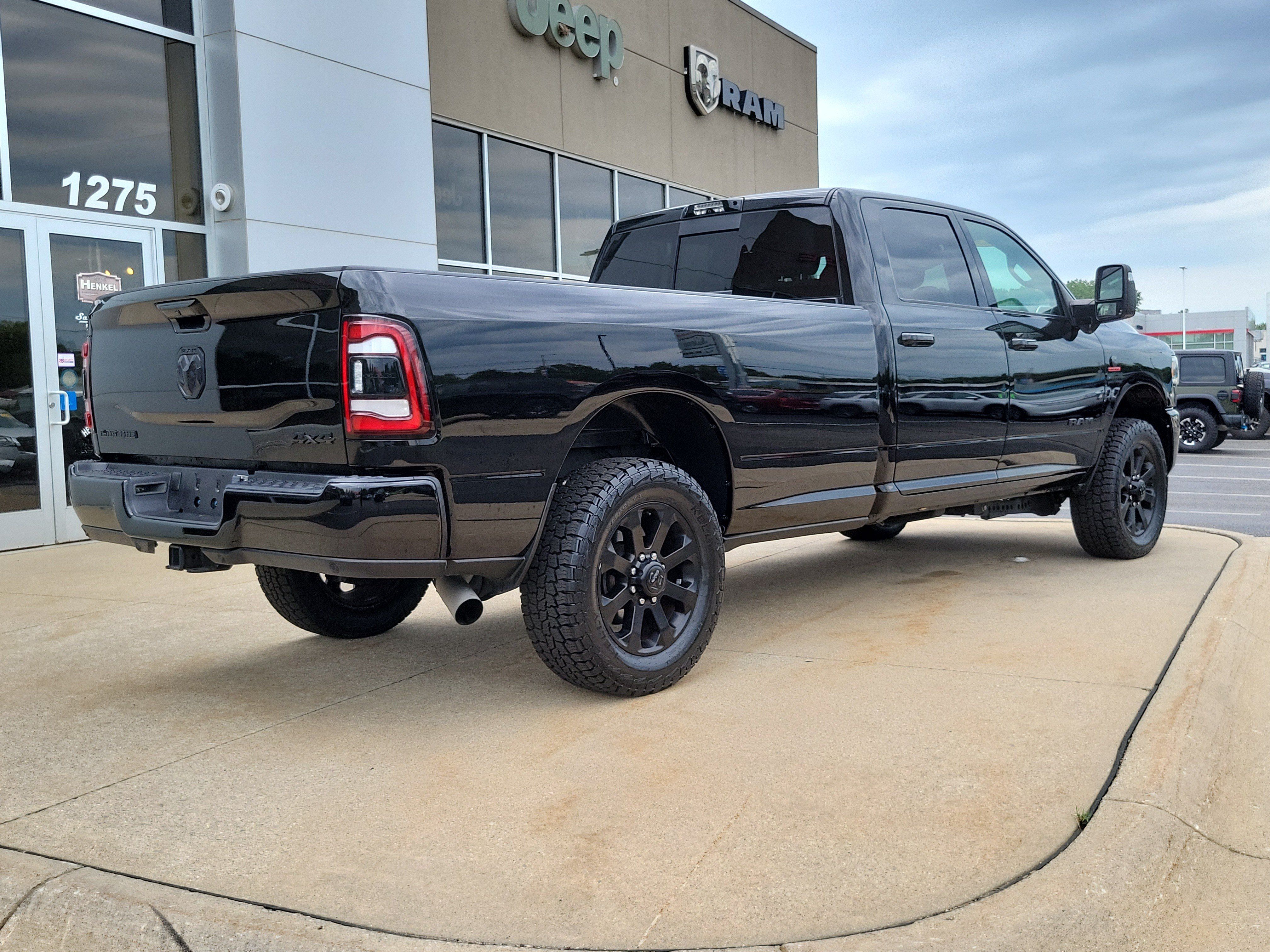 Used 2023 RAM 3500 Laramie AWD/4WD image 4