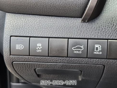 Used 2022 Toyota Camry LE FWD image 30