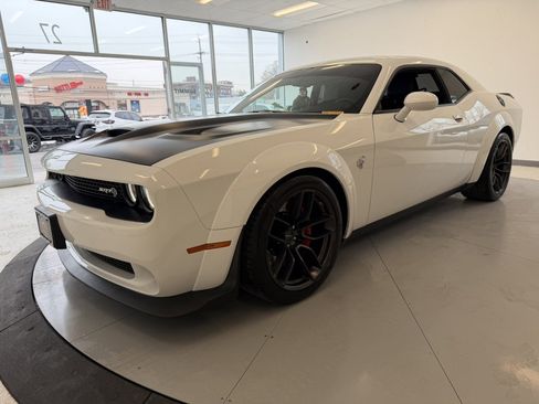 Used 2018 Dodge Challenger SRT Hellcat image 66